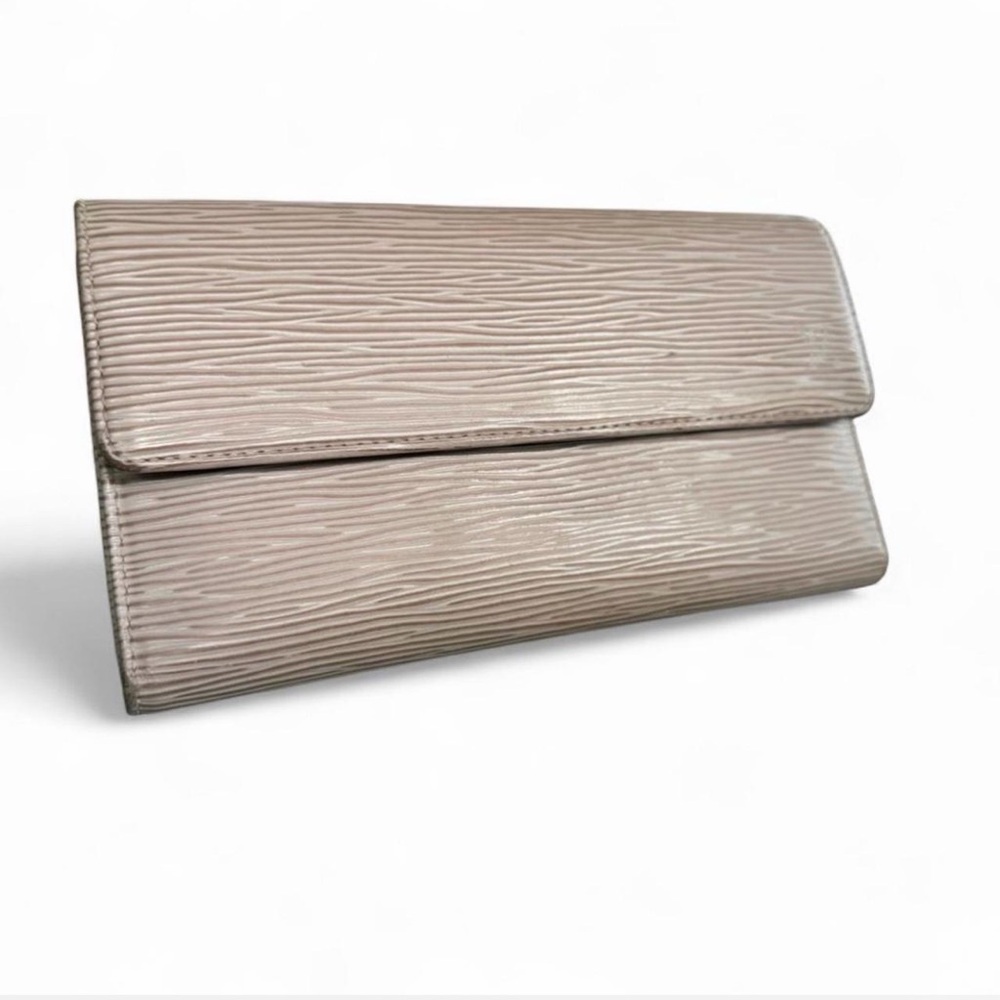 Louis Vuitton Epi leather Wallet - Picture 2 of 13